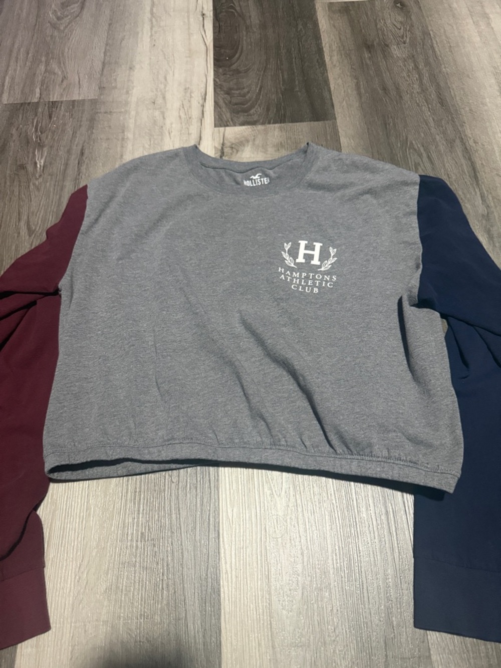 Hollister Gray Cropped Sweatshirt with Maroon and Navy Sleeves